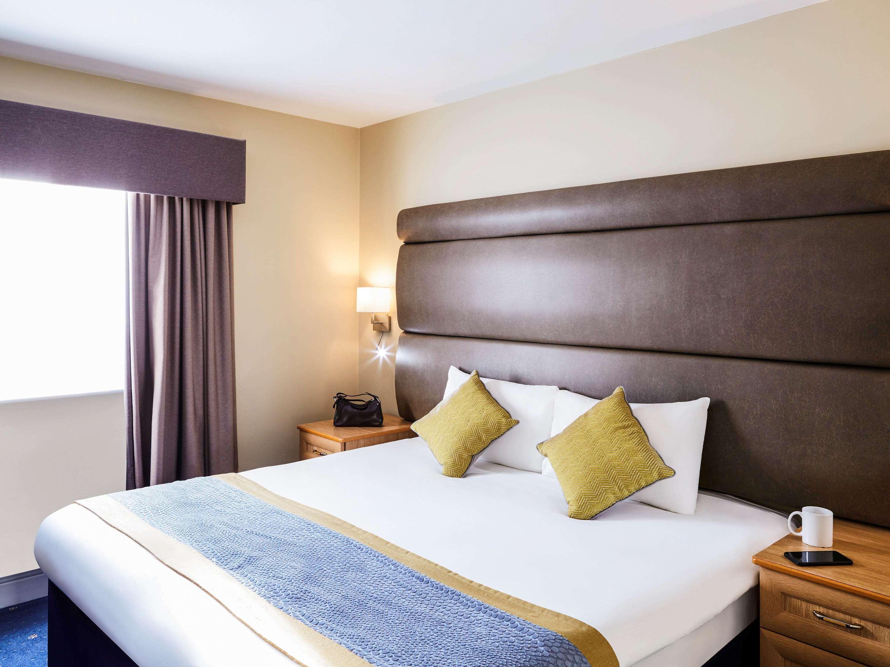 Mercure Newbury West Grange Hotel Татчем Екстер'єр фото