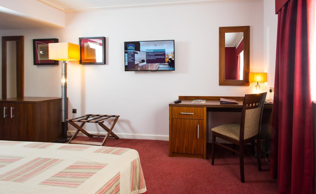 Mercure Newbury West Grange Hotel Татчем Екстер'єр фото