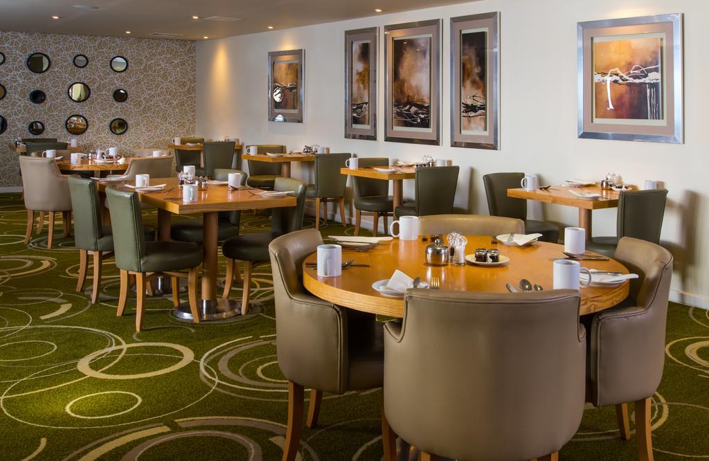 Mercure Newbury West Grange Hotel Татчем Екстер'єр фото