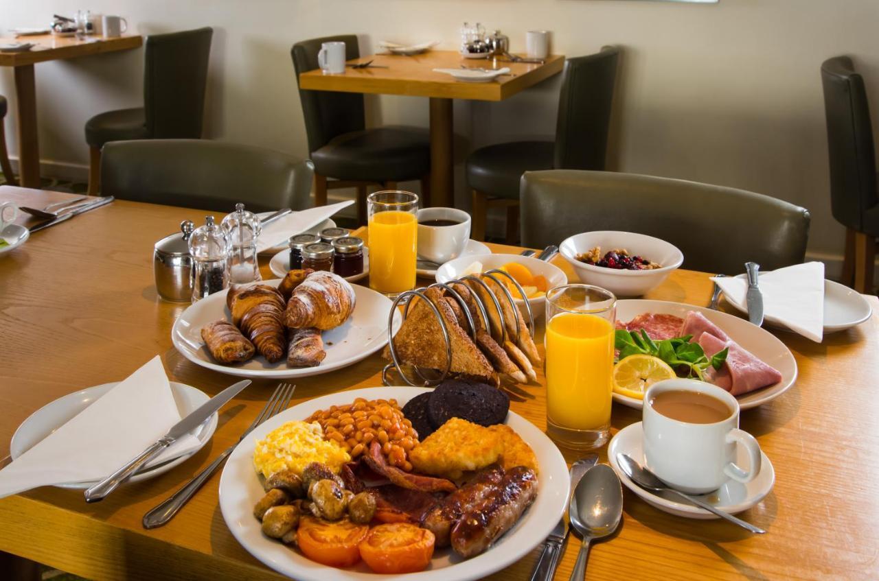 Mercure Newbury West Grange Hotel Татчем Екстер'єр фото