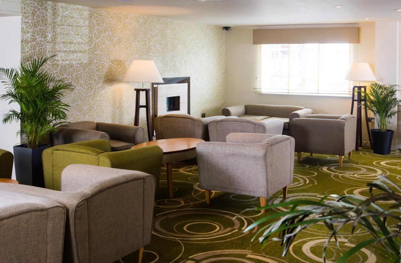 Mercure Newbury West Grange Hotel Татчем Екстер'єр фото