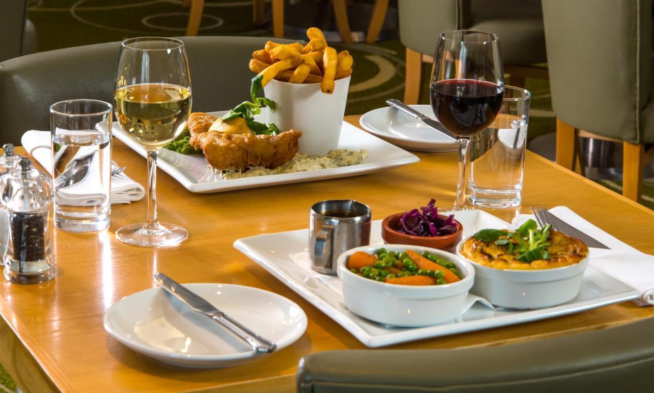 Mercure Newbury West Grange Hotel Татчем Екстер'єр фото