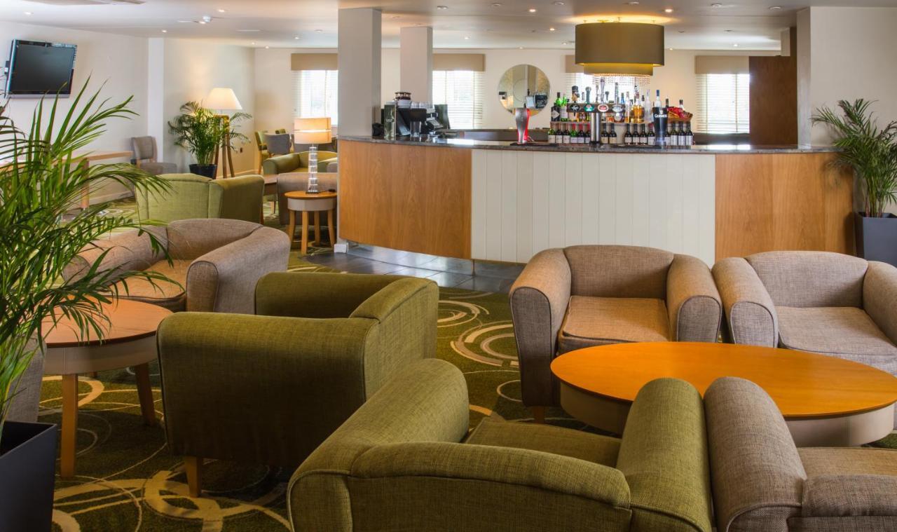 Mercure Newbury West Grange Hotel Татчем Екстер'єр фото